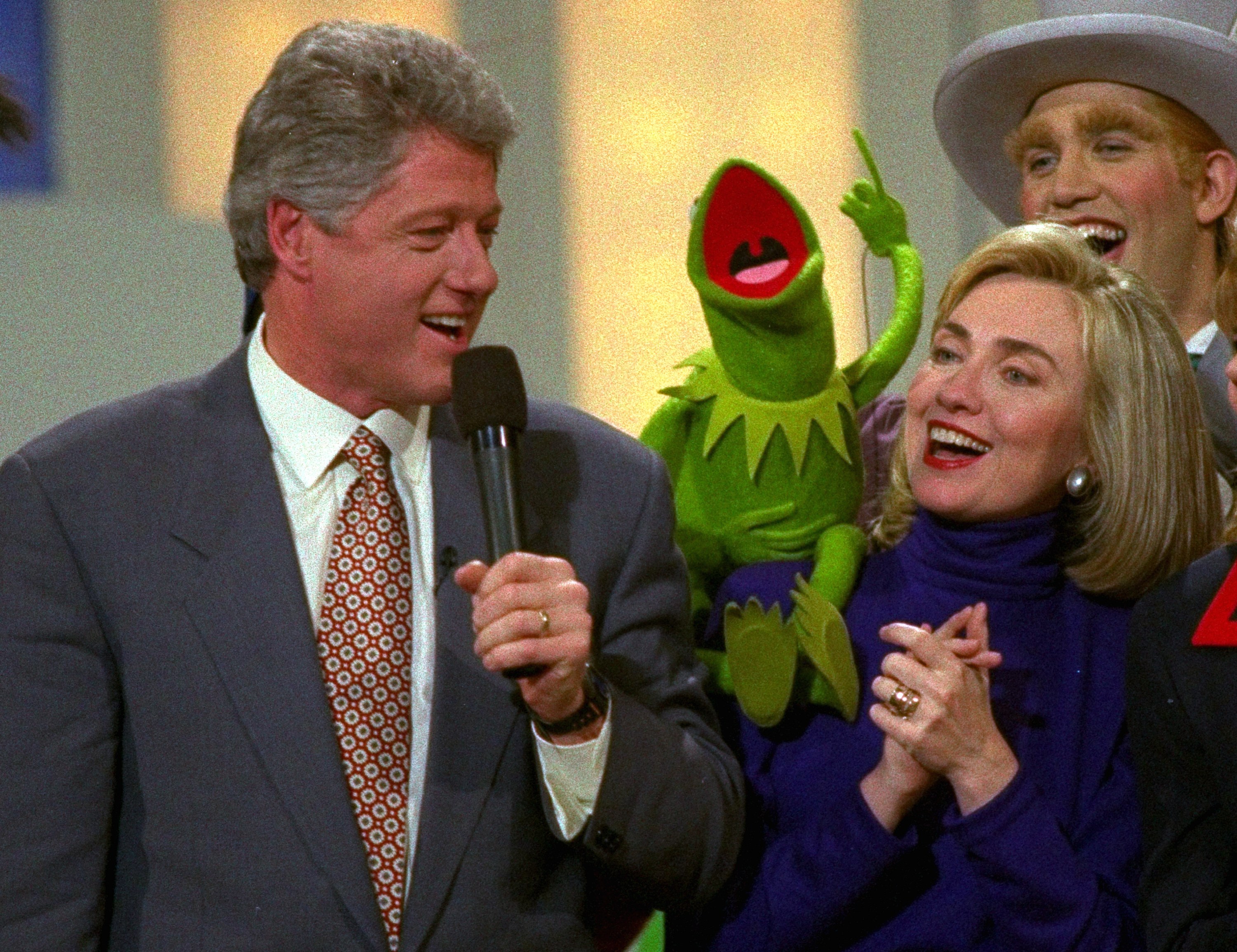 Kermit the Frog appears with former President Clinton and his wife Hillary Rodham Clinton at the Kennedy Center children&#039;s show in Washington, D.C. on January 19, 1993.<br /> (AP Photo)