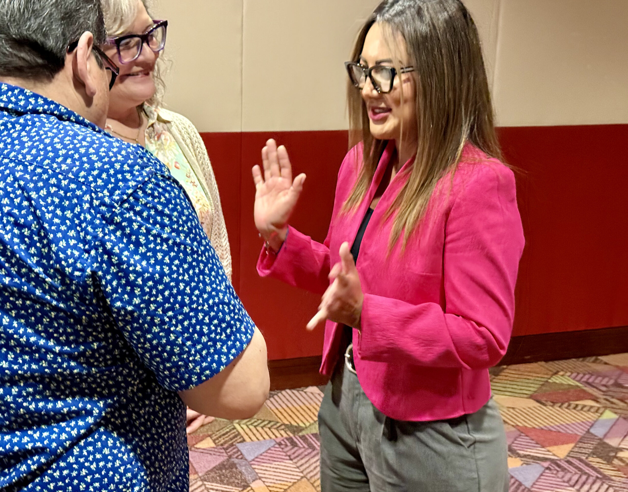 The mayor of the Mexican city of Zacapu, Mónica Valdez Pulido (right) was in Nebraska visiting with Nebraska officials, business people and communities.<br />(Cindy Gonzalez / Nebraska Examiner)