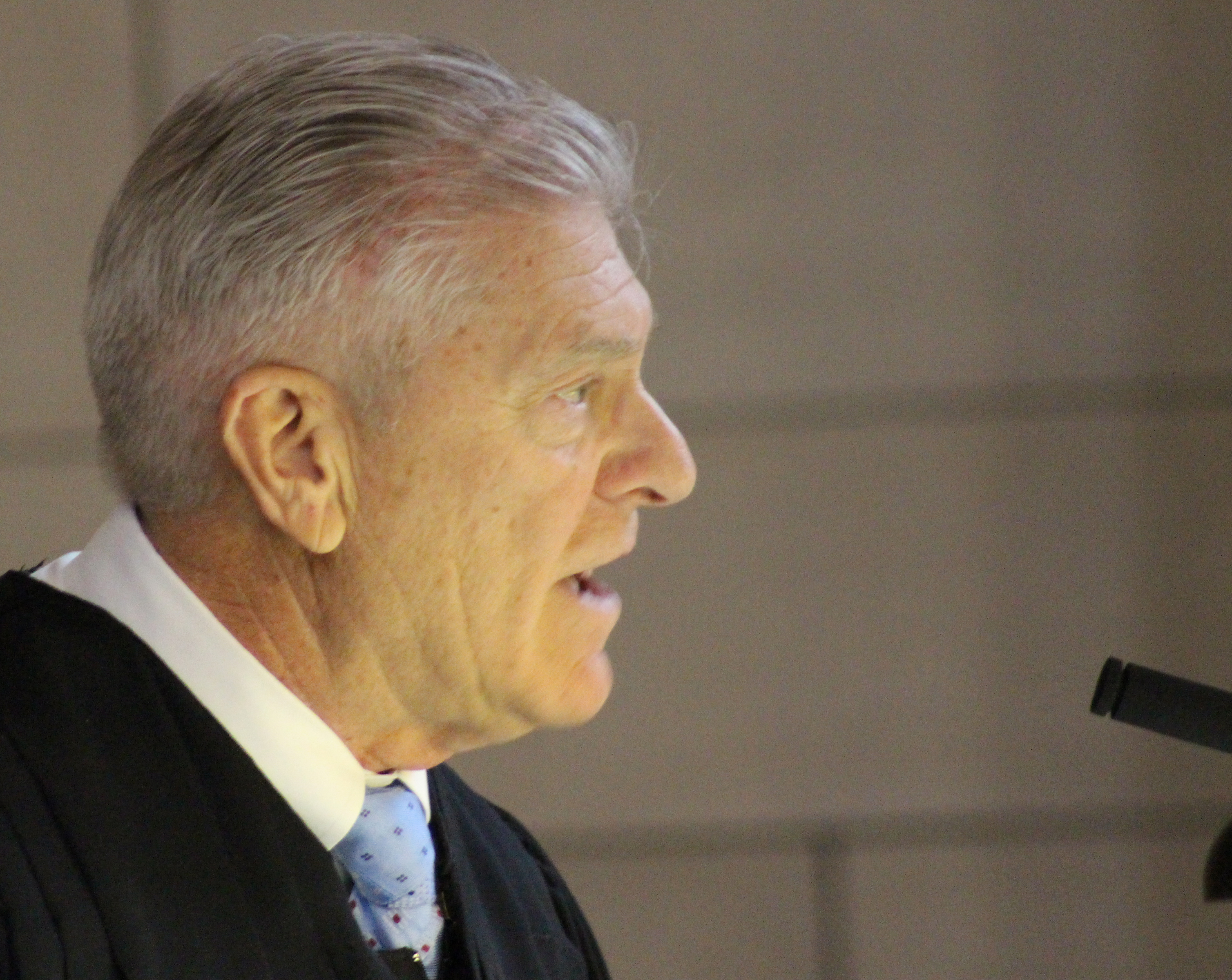Nebraska Supreme Court Chief Justice Michael Heavican delivers the State of the Judiciary address to lawmakers at the Nebraska Legislature on Wednesday, Jan. 22, 2020. (Photo by Scott Stewart)