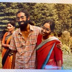 Subramanyam and Saraswathi Vedam embrace during their parents' wedding anniversary party at State College, Pa., in August 1981. 
(Saraswathi Vedam via AP)