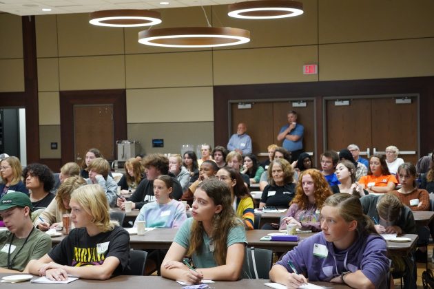 More than 150 people came to hear Louise Mabulo’s speech at the Nebraska Youth Climate Summit at the Nebraska East Union. Mabulo and several other speakers encouraged youth to take action against the climate crisis.<br />(Marissa Lindemann / NNS)