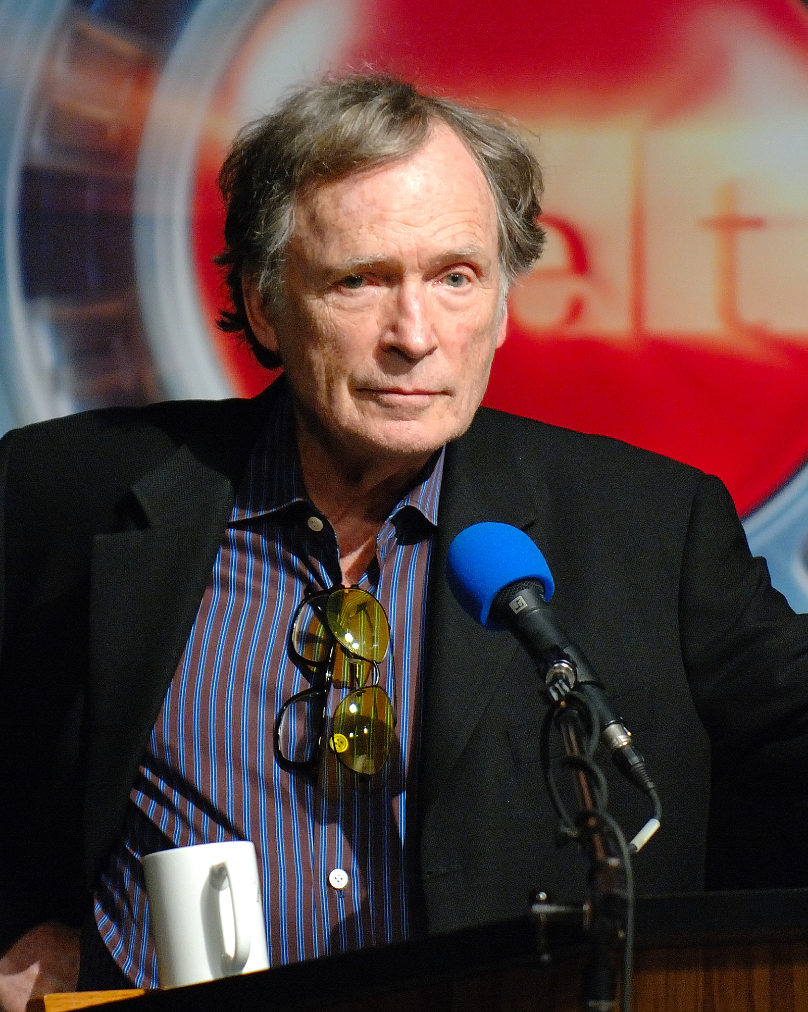 Former talk show host Dick Cavett speaks to a group of mental health professionals participating in a statewide summit on depression, Thursday, June 19, 2008, at NET Television Studios in Lincoln, Neb. The 71-year-old Cavett, who was born in Gibbon and grew up in Lincoln, struggled with depression for years, even when he was one of the most well-known figures in television.<br />(Bill Wolf / AP Photo)