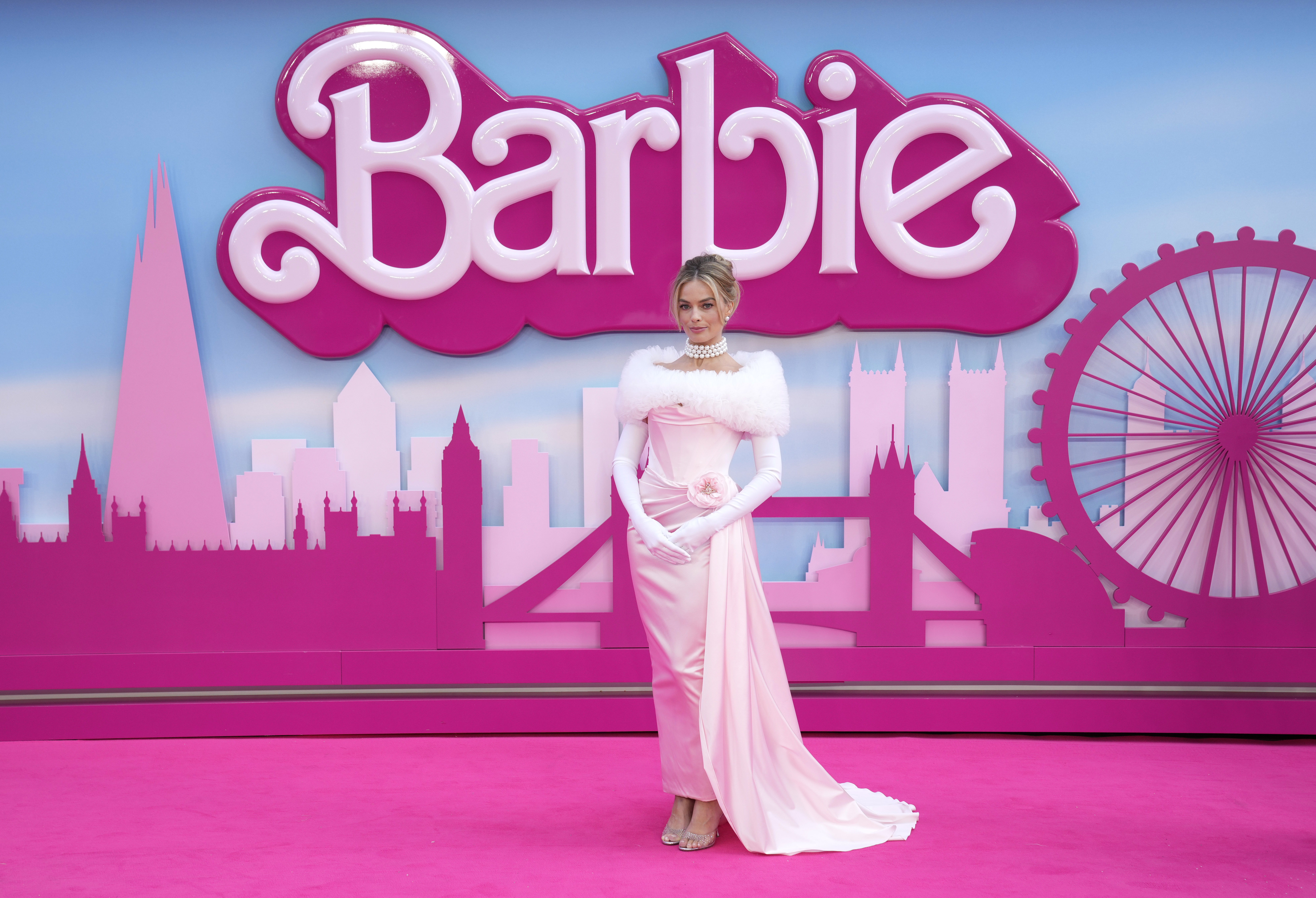 Margot Robbie poses for photographers upon arrival at the premiere of the film &#039;Barbie&#039; on Wednesday, July 12, 2023, in London.<br />(Scott Garfitt / Invision / AP Photo)