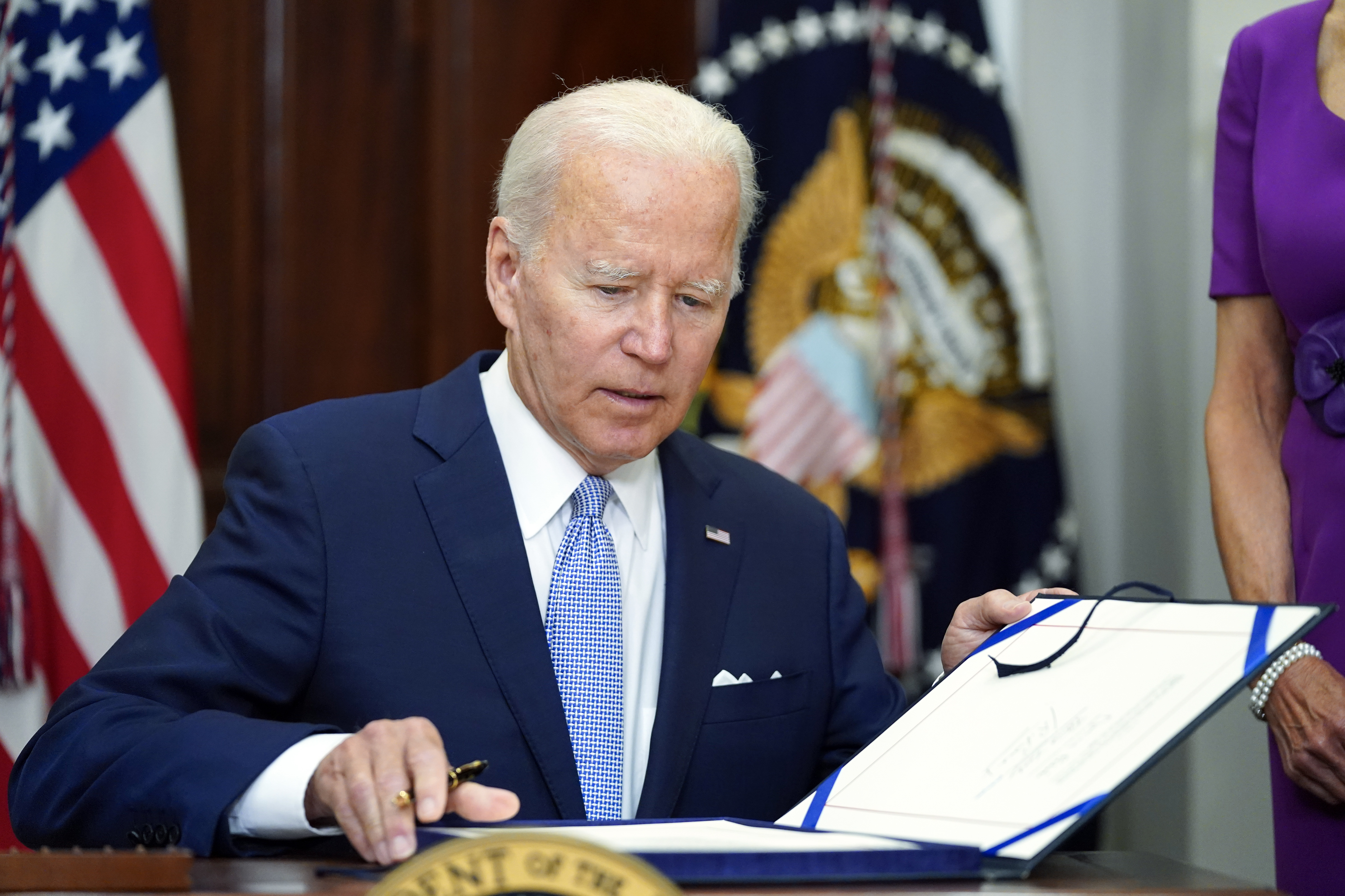 President Joe Biden signs into law S. 2938, the Bipartisan Safer Communities Act gun safety bill, in the Roosevelt Room of the White House in Washington, June 25, 2022.<br />(Pablo Martinez Monsivais / AP Photo, File)