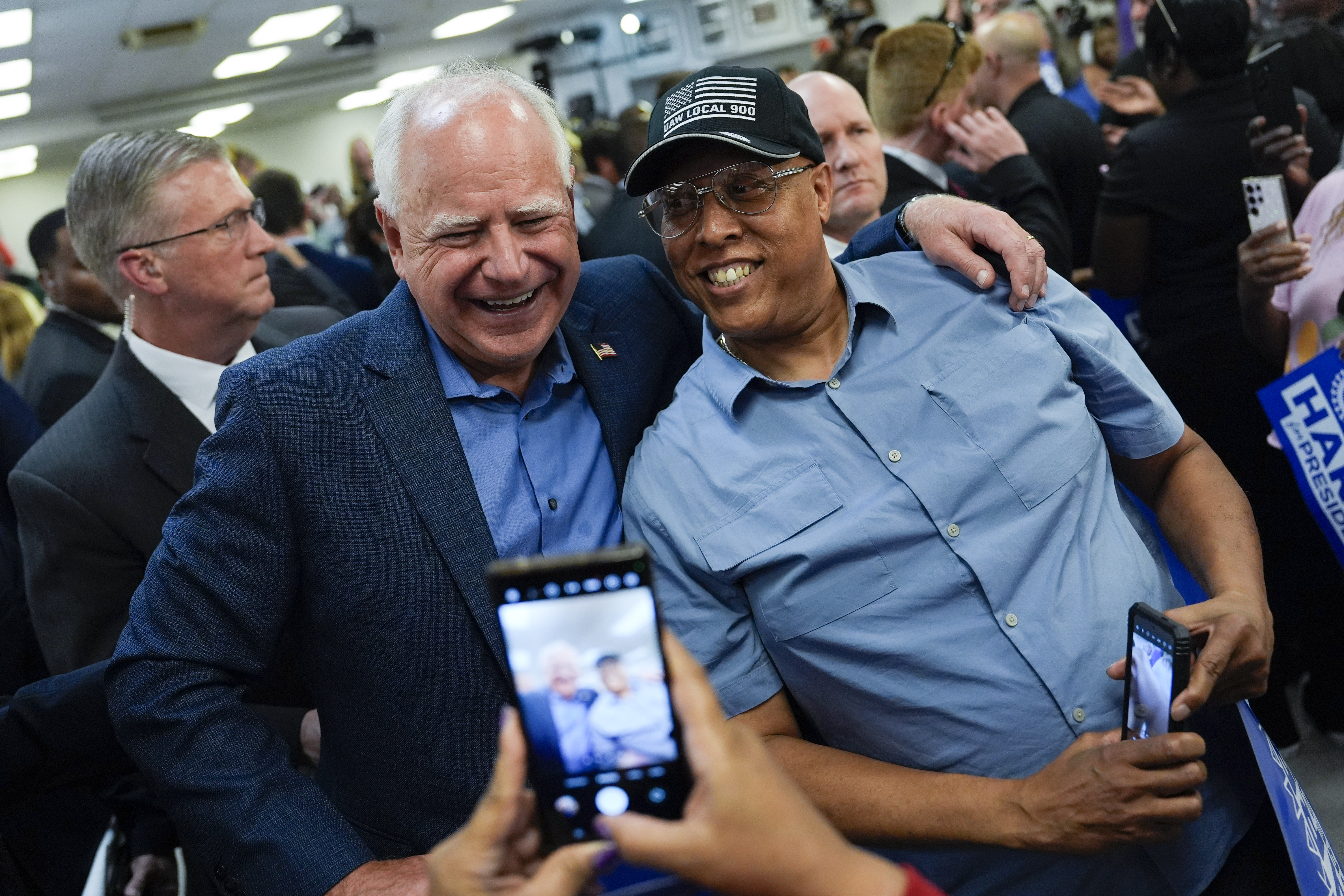 Democratic vice presidential nominee Minnesota Gov. Tim Walz meets union members during a campaign rally at UAW Local 900, Thursday, August 8, 2024, in Wayne, Mich.<br />(Julia Nikhinson / AP Photo)