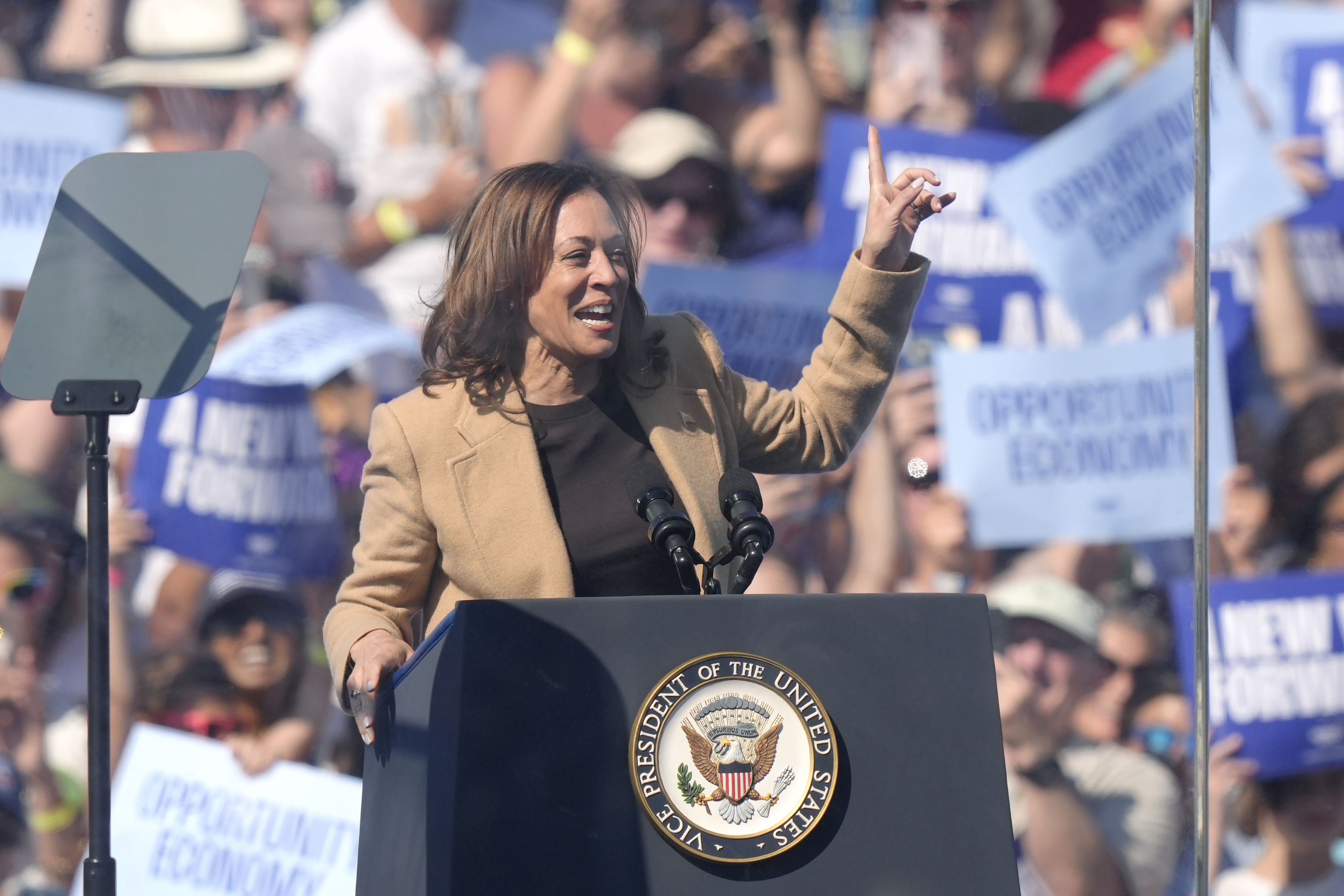 Democratic presidential nominee Vice President Kamala Harris addresses a crowd, Wednesday, Sept. 4, 2024, during a campaign stop, in North Hampton, N.H.<br />(Steven Senne / AP Photo)