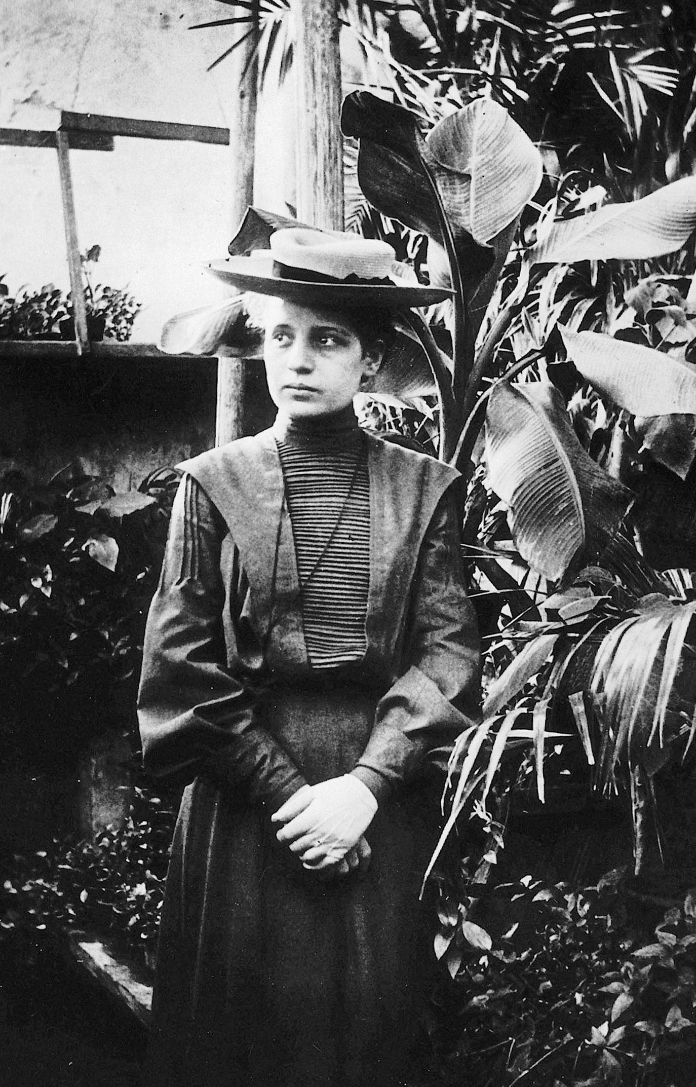 Lise Meitner, the accomplished physicist who discovered nuclear fission. (MaterialScientist / Wikimedia Commons)