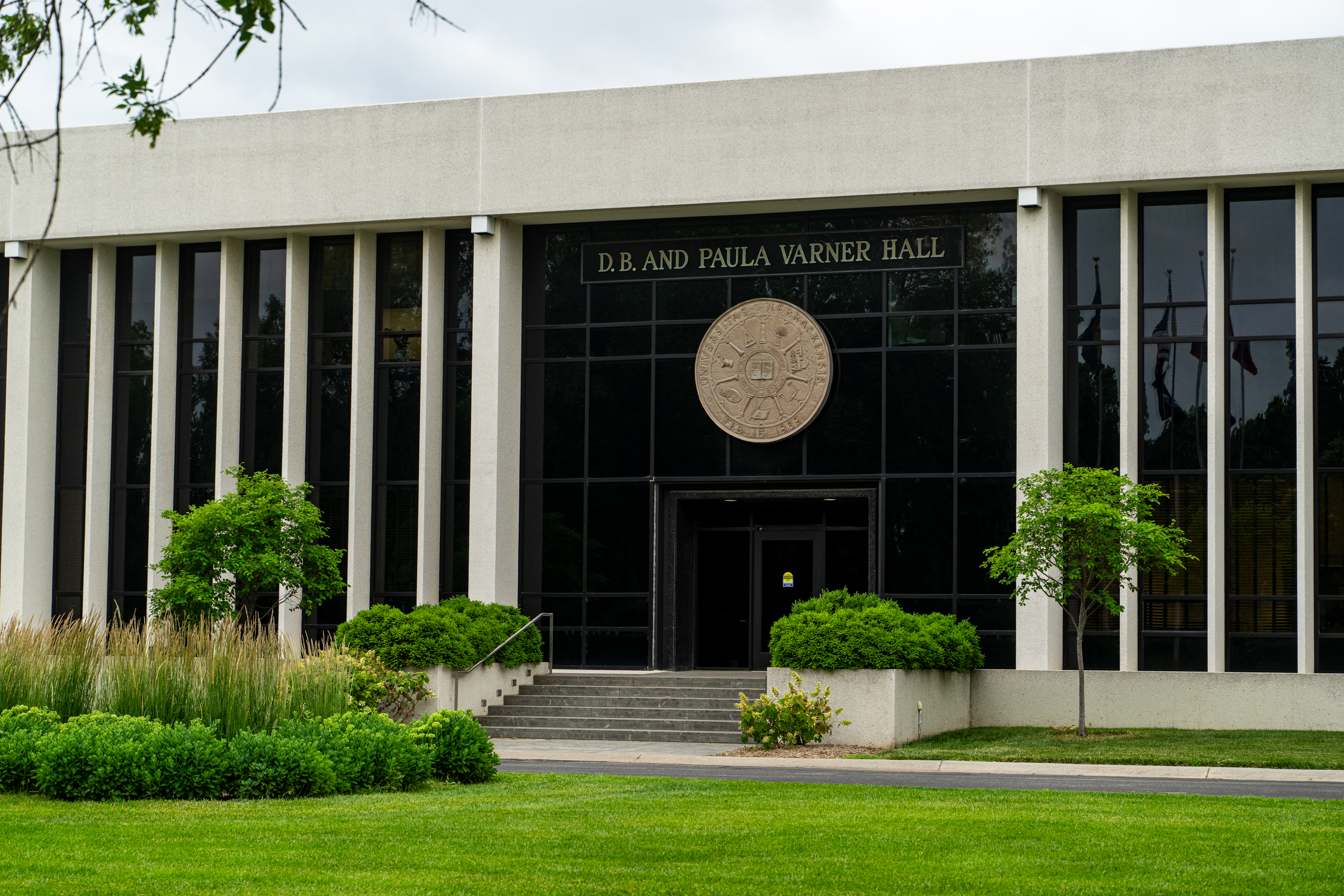 Varner Hall, home of the University of Nebraska’s central administration, in Lincoln. NU leaders say that the university will have to absorb $27 million in cuts if the proposed cut of federal research funding takes effect.<br />(Dylan Widger / Flatwater Free Press)