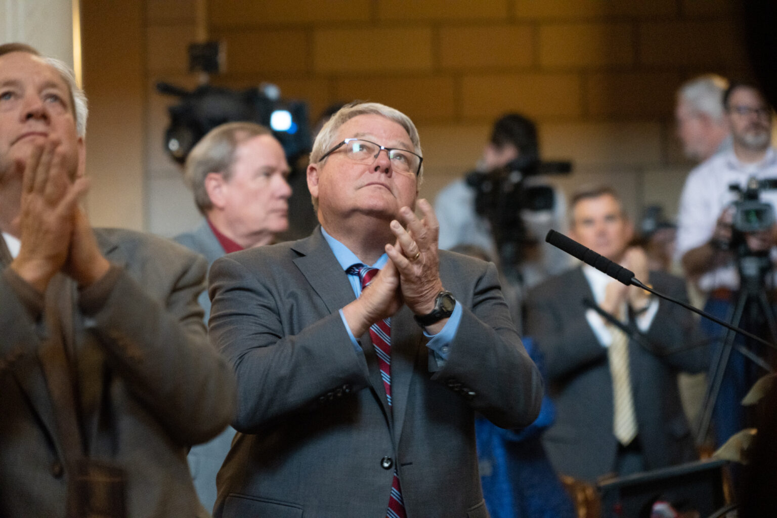 State Sen. Rick Holdcroft of Bellevue applauds an announced guest during Nebraska Gov. Jim Pillen’s State of the State address on Wednesday, Jan. 25, 2023, in Lincoln, Neb.<br />(Zach Wendling / Nebraska Examiner)