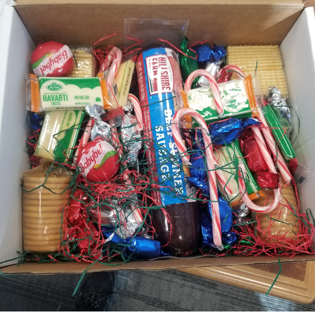 With the winter holiday season coming up, <a href="mailto:Fruit@MyOffice">Fruit@MyOffice</a> provides holiday baskets for patrons. (Courtesy of <a href="mailto:Fruit@MyOffice">Fruit@MyOffice</a>)