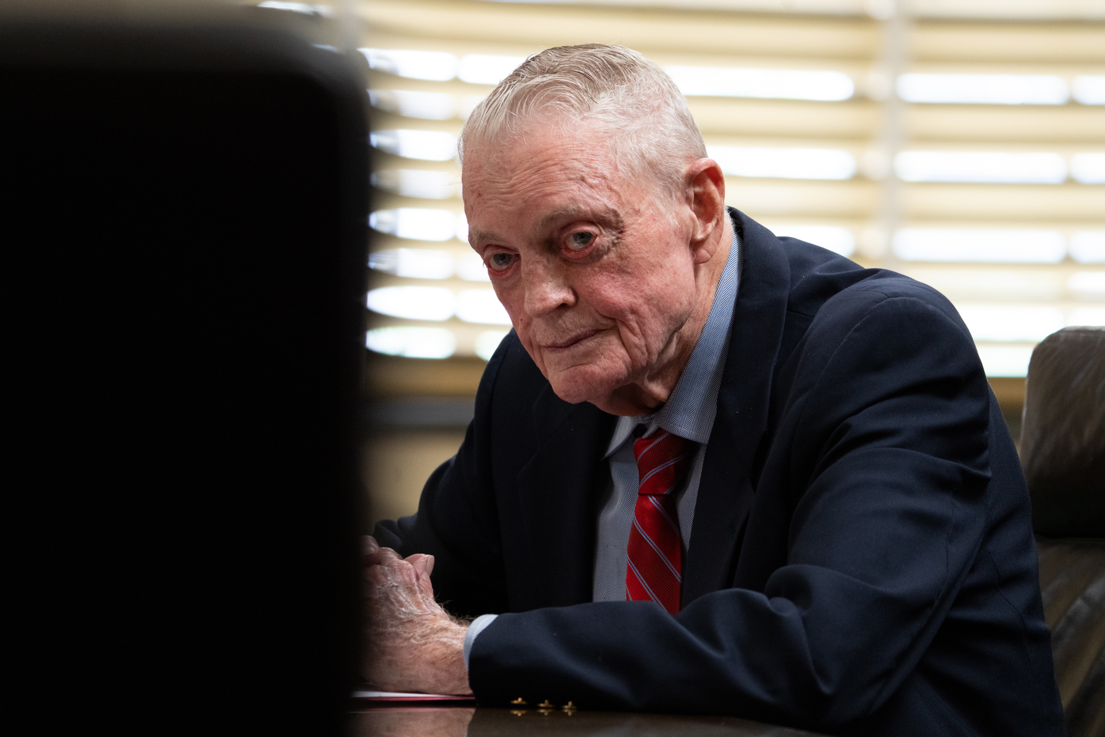 Former Huskers head football coach and former U.S. Rep. Tom Osborne testifies against legislative efforts to legalize online sports wagering on Wednesday, July 31, 2024.<br />(Zach Wendling / Nebraska Examiner)