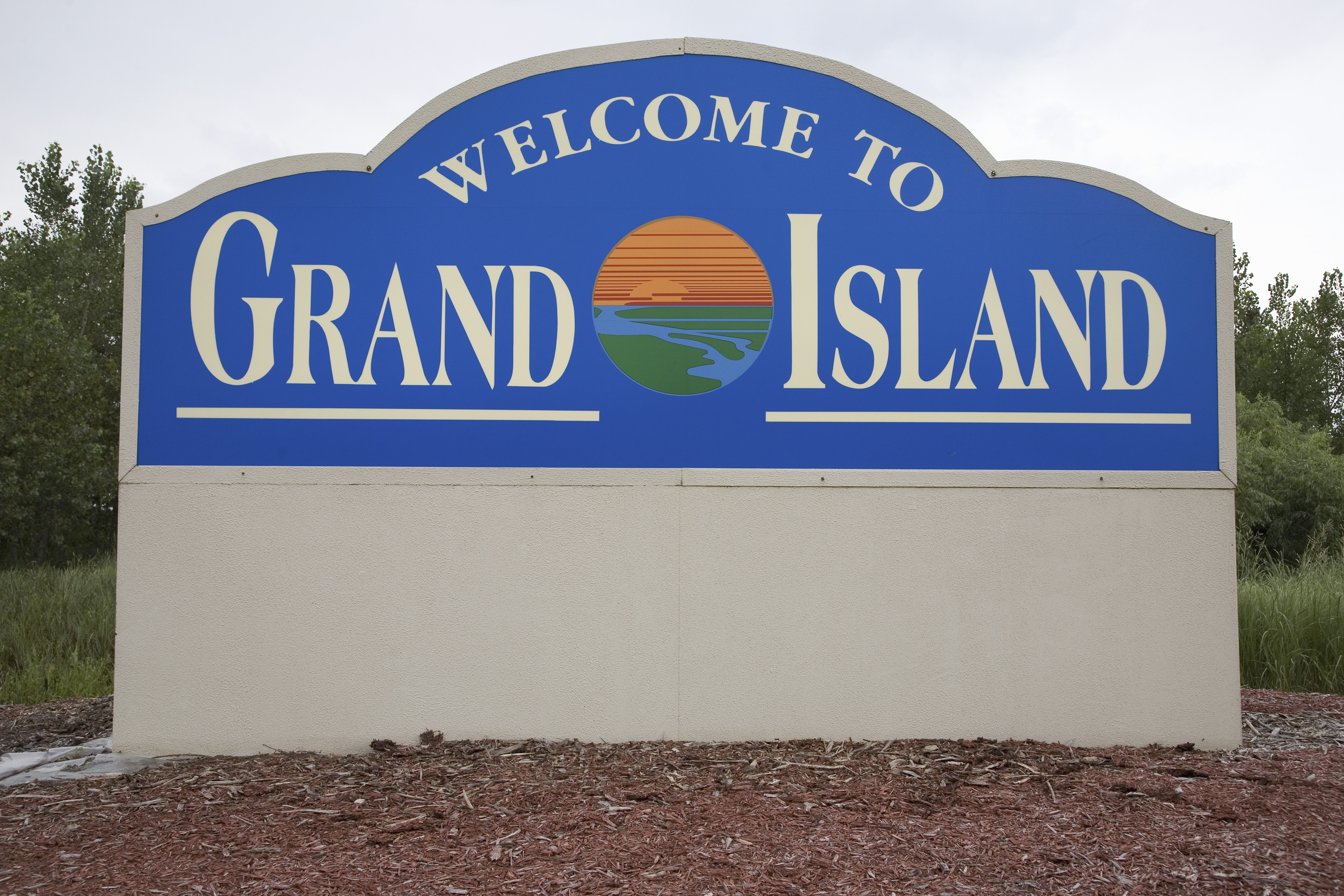 Sign that reads Welcome to Grand Island, Grand Island, Nebraska.<br />(Shutterstock)
