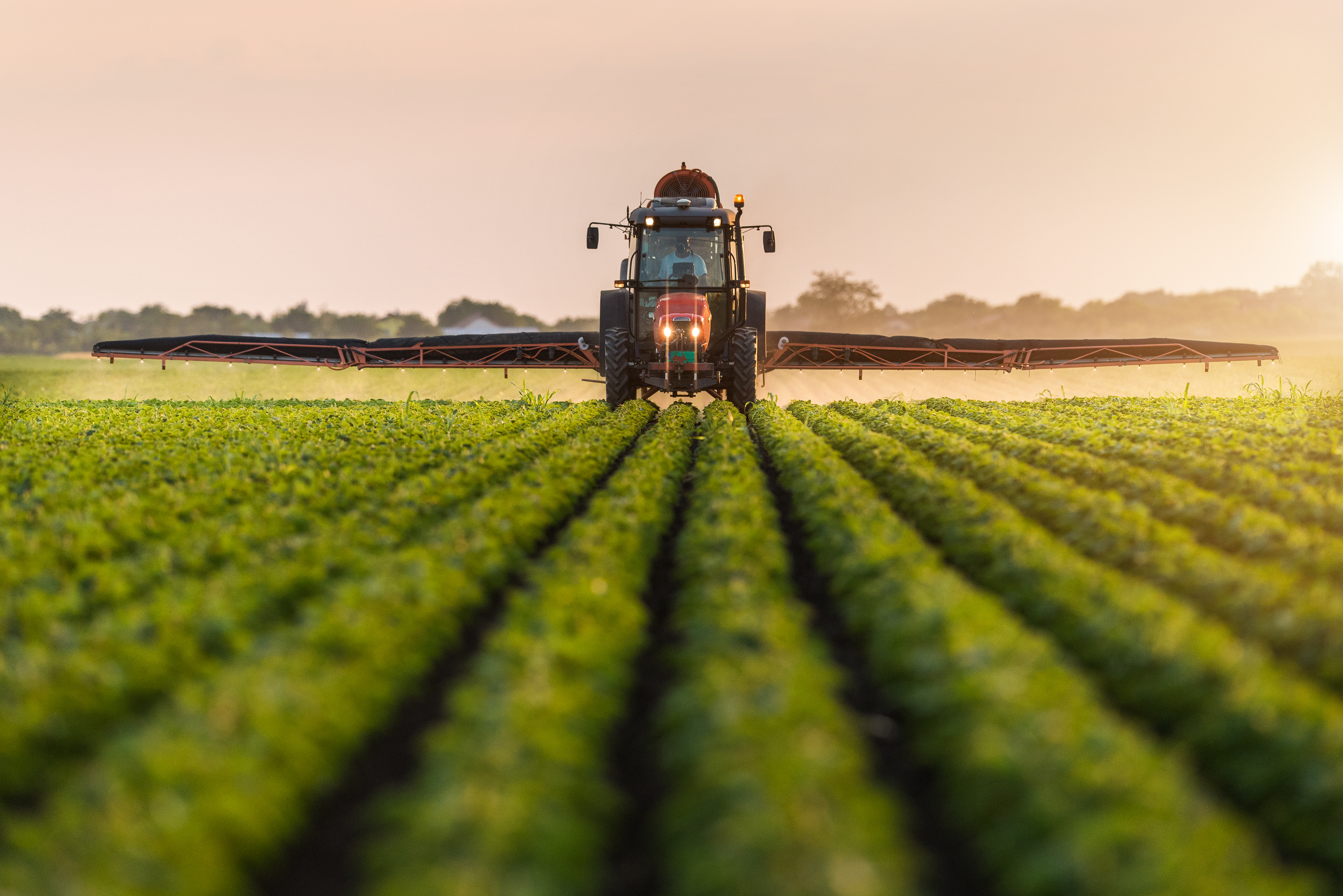 Waiting for repairs can cost farmers time and money. (Shutterstock)